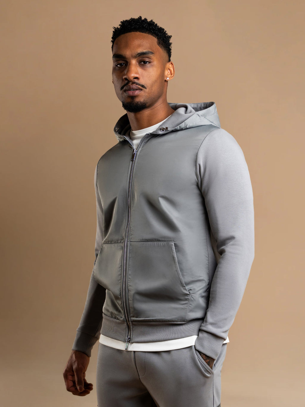 Hybrid Flow Windbreaker - Grey